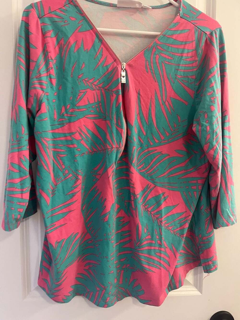 Belle by Kim Gravel TripleLuxe Knit Palm Leaf Print Zip Front 3/4 Sleeve Top